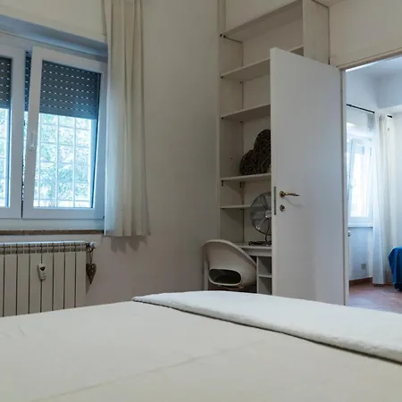 Apartment Vatican-balduina Rom